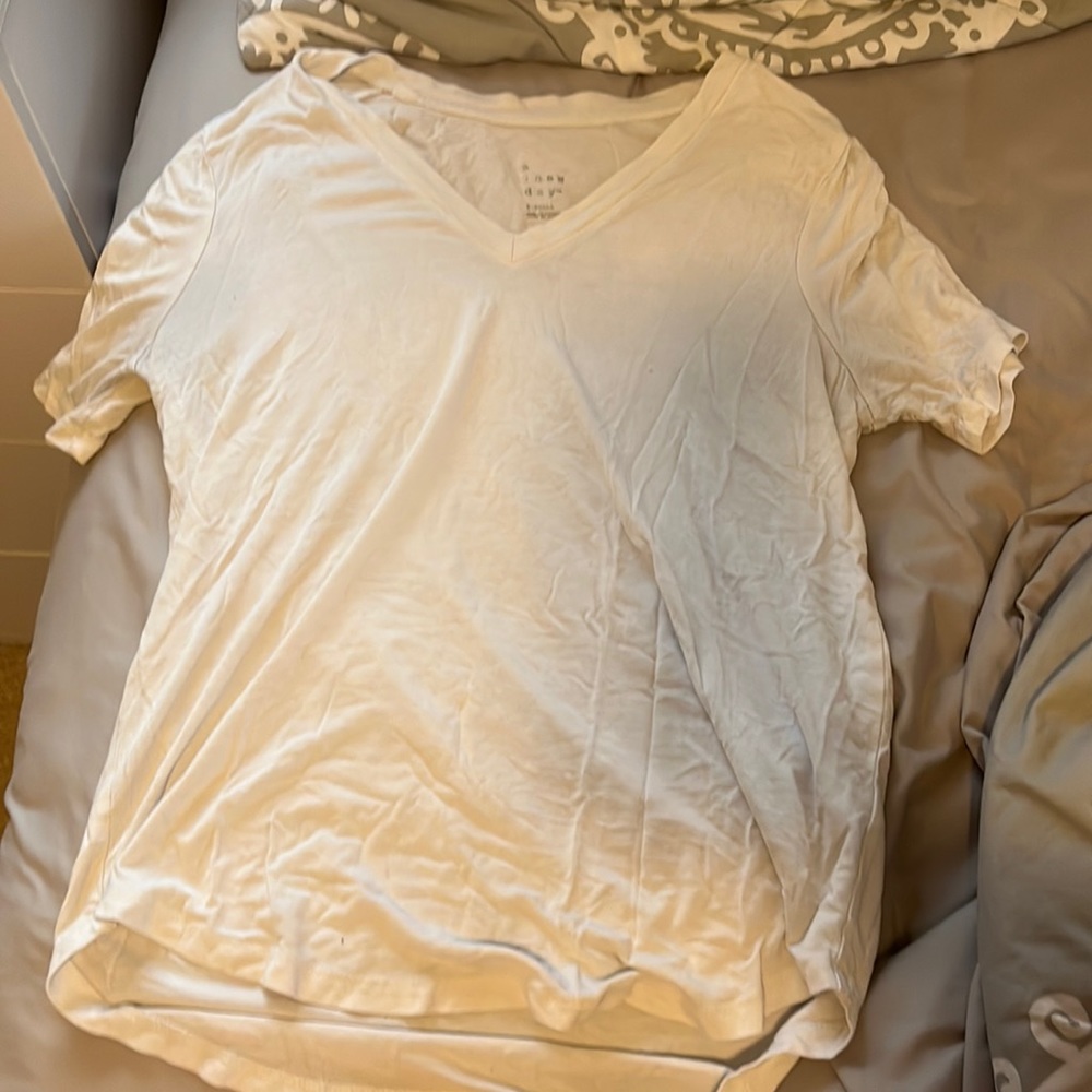 flowy white v neck t-shirt from target.